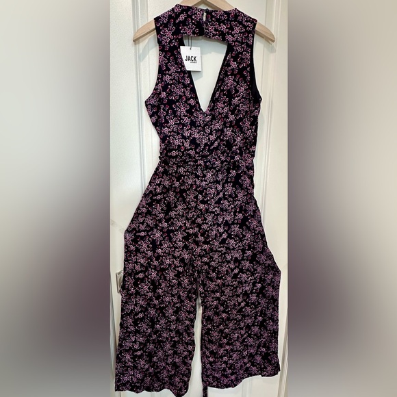 ✨NWT✨Jack by BB Dakota Swish Swish Floral Ditsy Navy Wrap Jumpsuit Women Size 6 - Picture 14 of 16